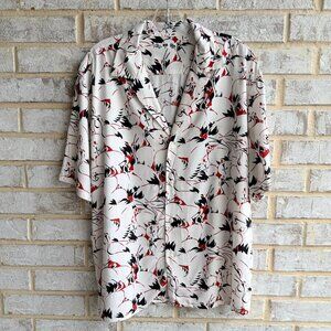 Uniqlo Short Sleeve Collared Button Up Japanese Cranes Shirt Men's Size M
